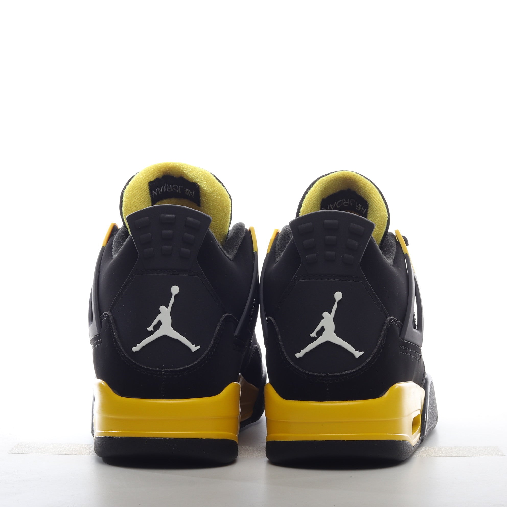 AJ4