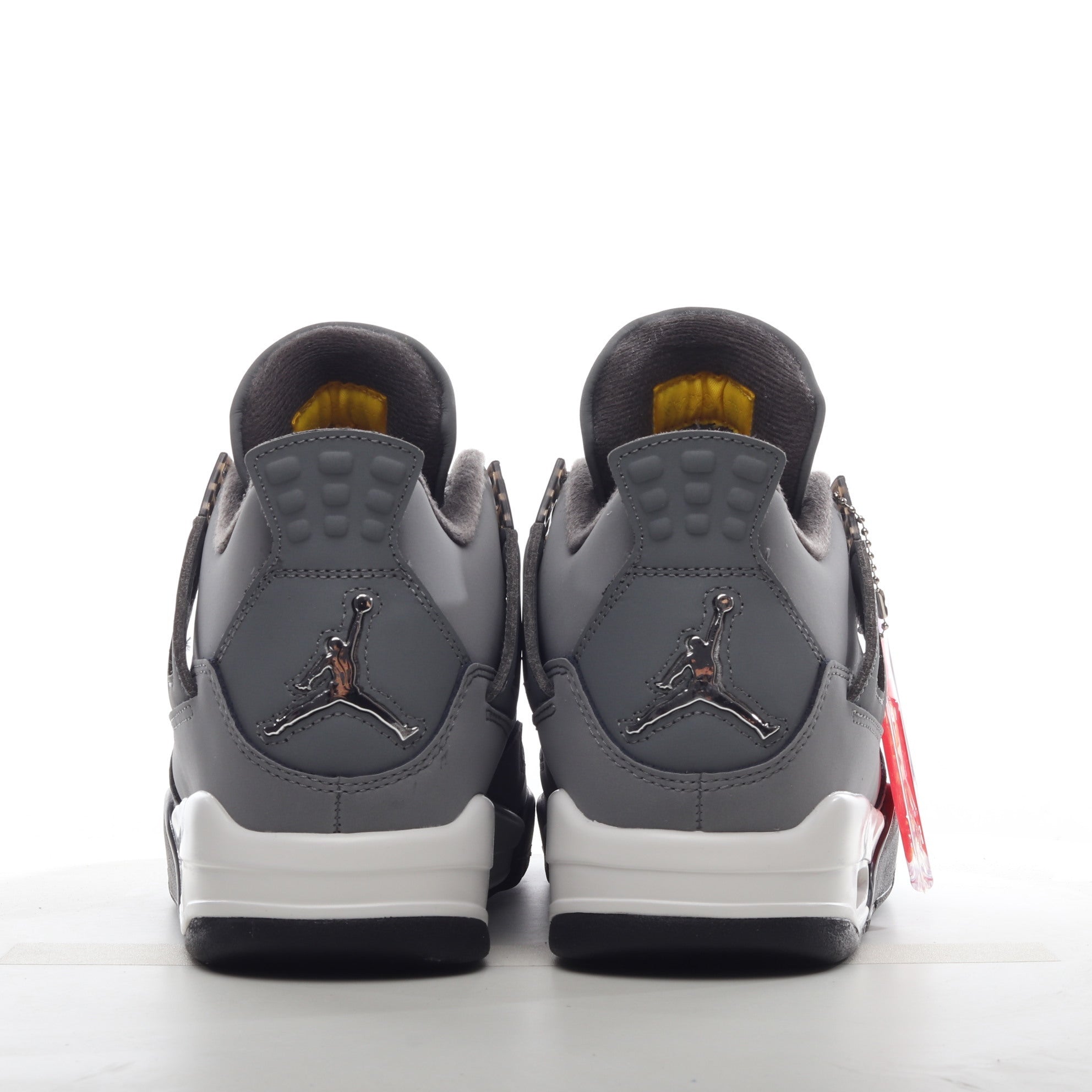 AJ4