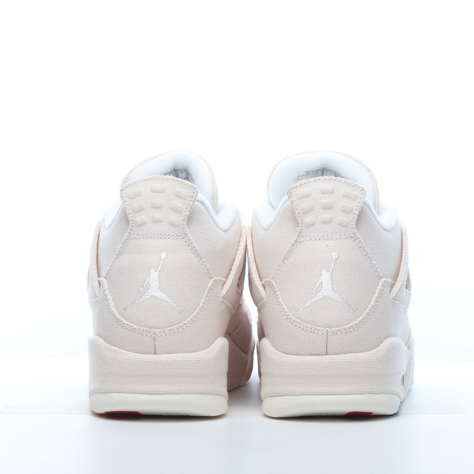 AJ4