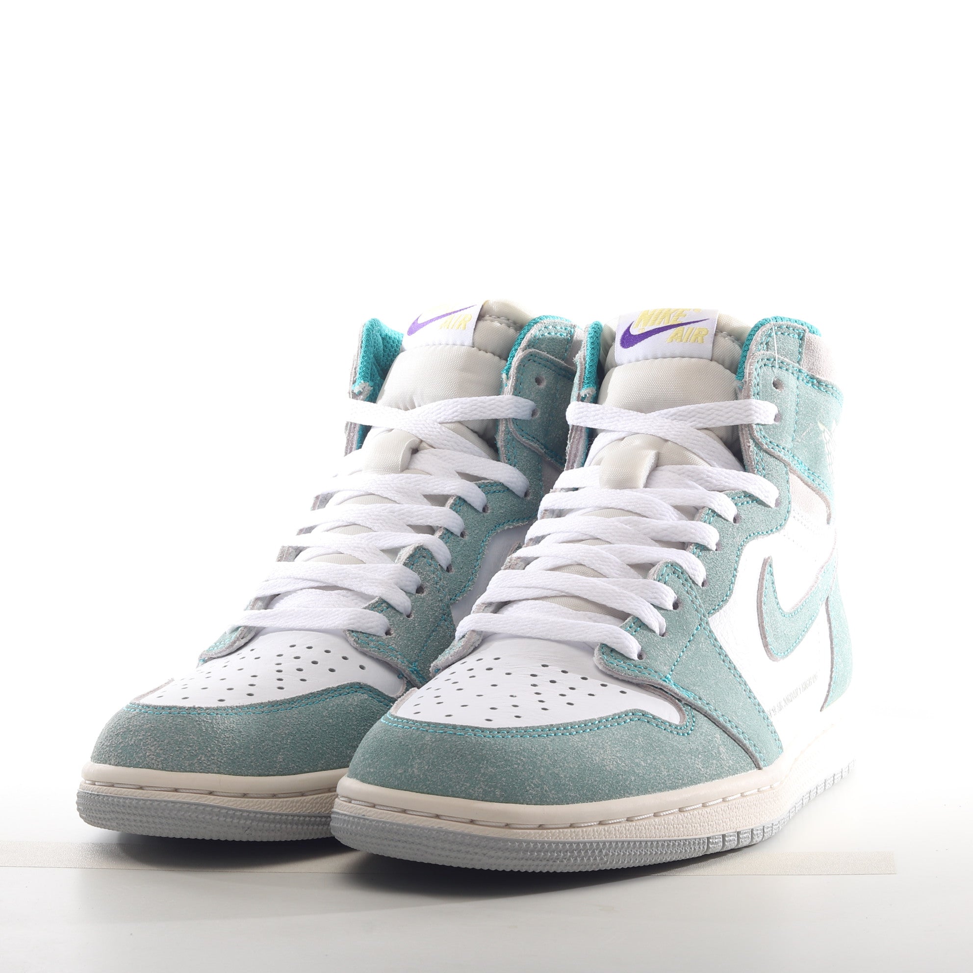AJ1