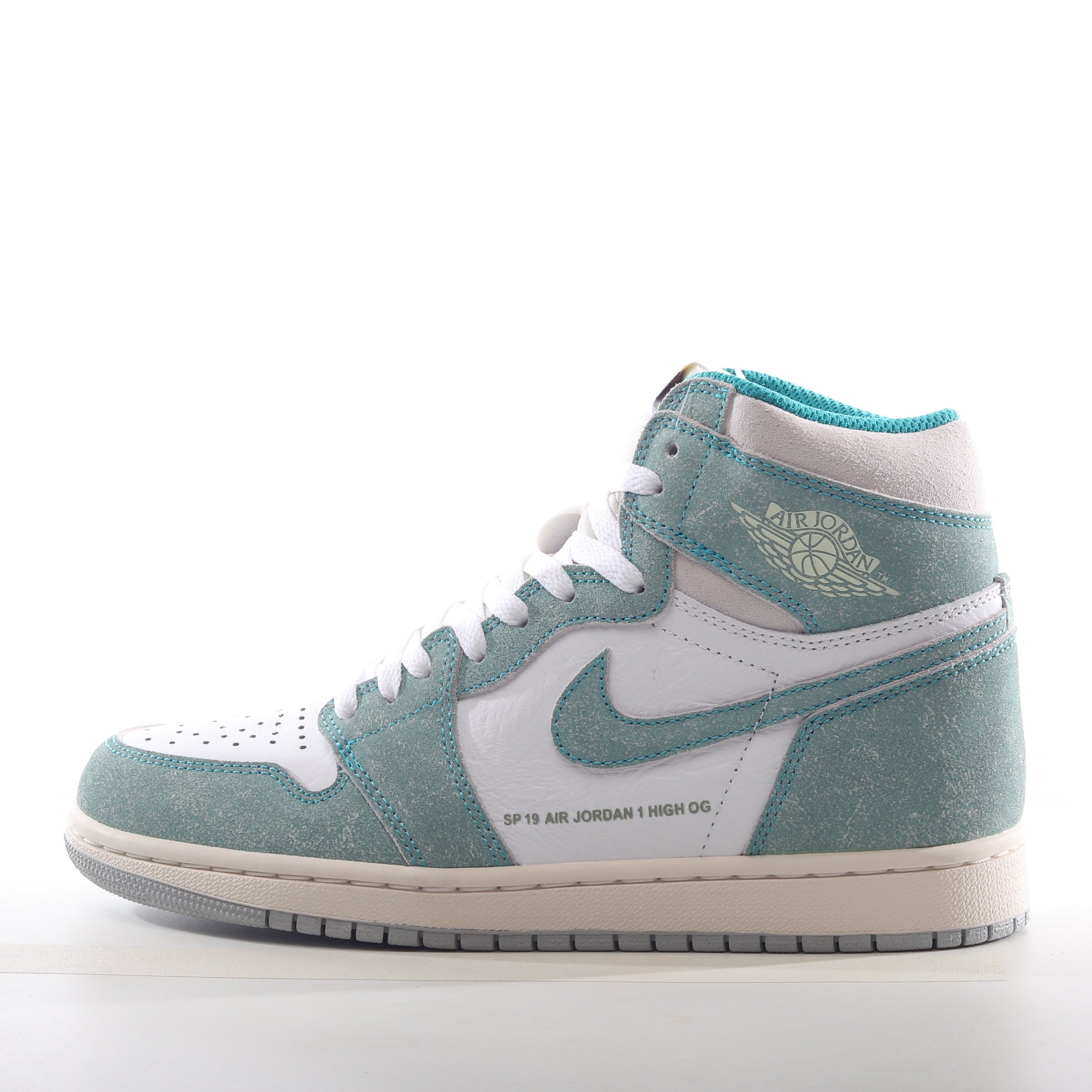 AJ1