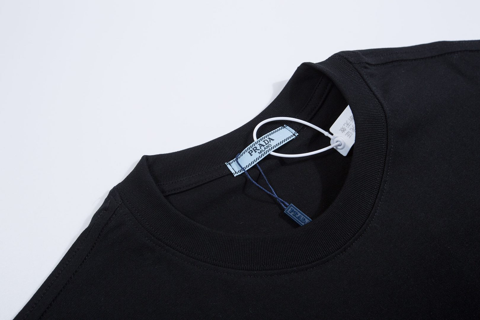 CAMISETA PRAD MILANO